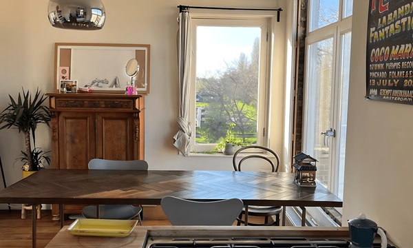Huis | 62m² | Kamperfoeliestraat | €1500,-