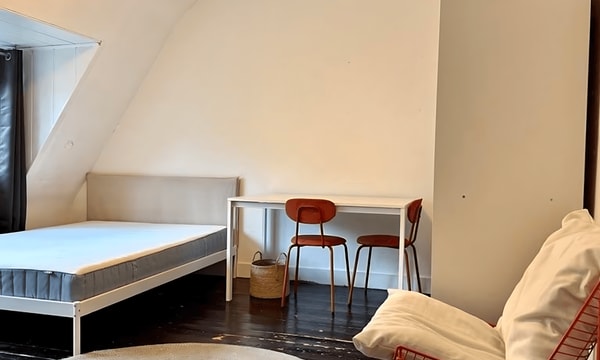 Kamer | 12m² | €540,-
