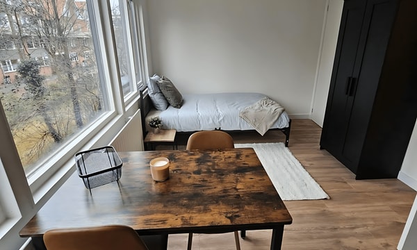 Studio | 20m² | Hondsrug | €900,-