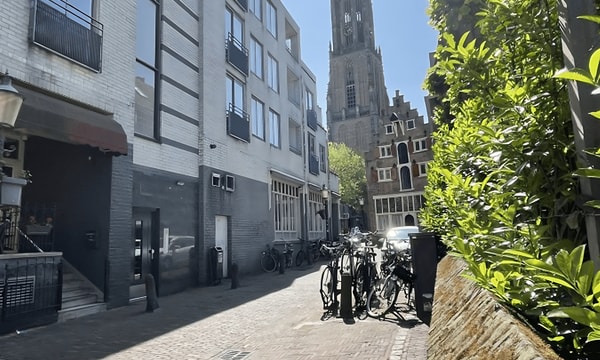 Appartement | 93m² | Zwanenhalssteeg | €1600,-