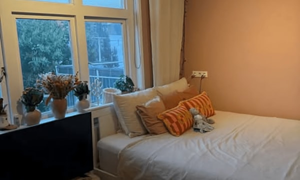 Kamer | 12m² | €2026,-