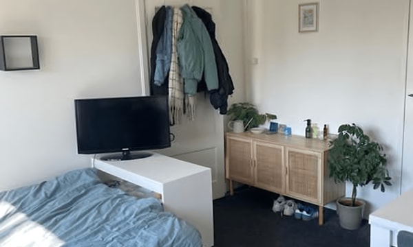 Kamer | 17m² | Marialaan | €750,-