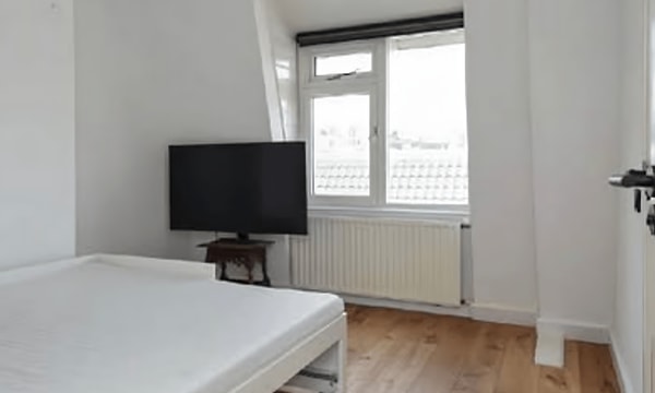 Kamer | Noordeinde | €800,-