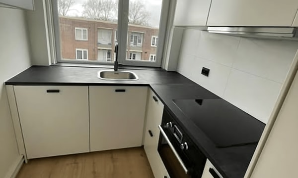 Huis | m² | €850,-