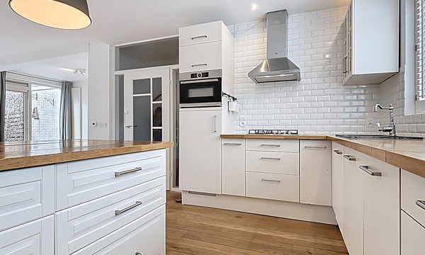 Huis | 149m² | €3450,-