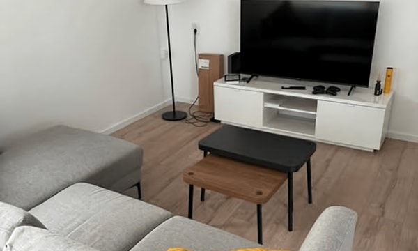 Studio | m² | €800,-