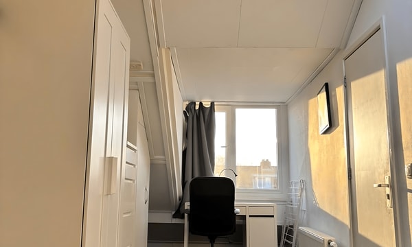 Kamer | 10m² | Klaverstraat | €469,-