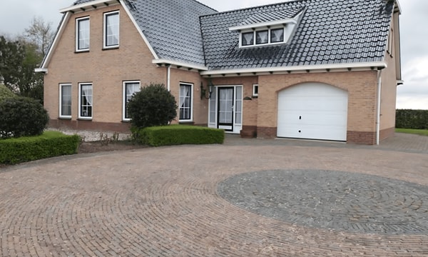Huis | 217m² | Zethuisterweg | €1700,-