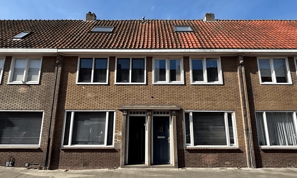 Kamer | 10m² | Korenbloemstraat | €483,-