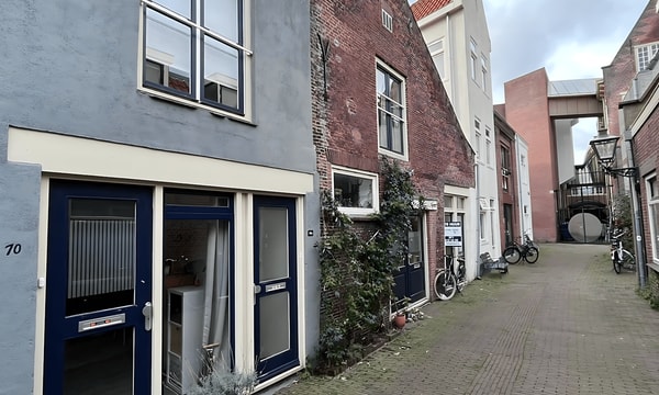 Studio | 34m² | Dolhuissteeg | €1010,-