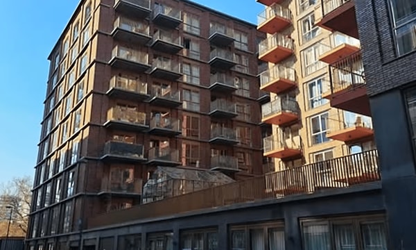 Huis | m² | €997,-