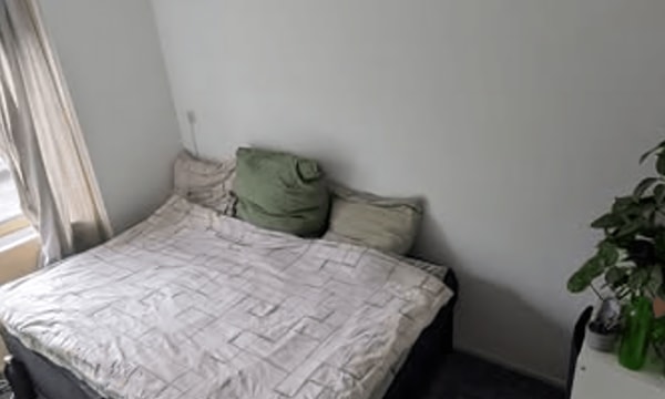Kamer | m² | €553,-