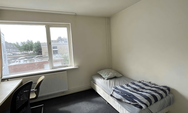 Kamer | 13m² | Hofstraat | €500,-