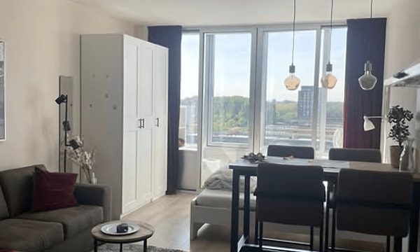 Studio | m² | €1990,-