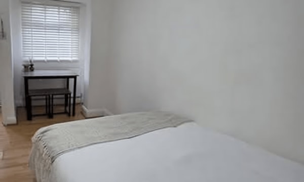 Studio | m² | €900,-