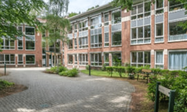 Huis | 80m² | €1185,-