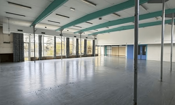 Huis | 220m² | €380,-