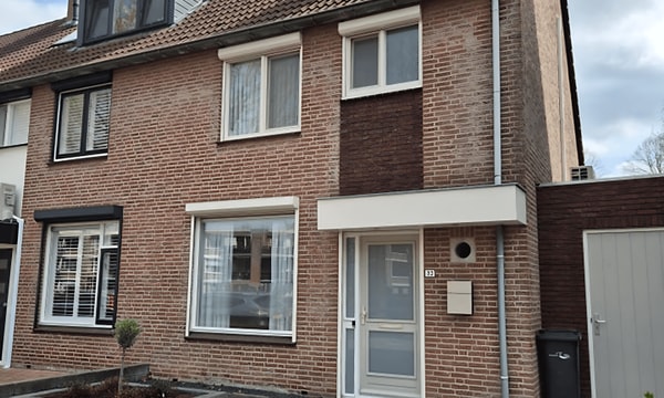 Huis | 130m² | Bessenlaan | €1750,-