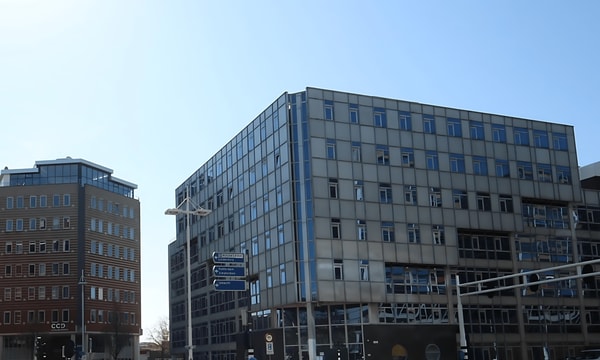 Kamer | 20m² | Schipholweg | €999,-