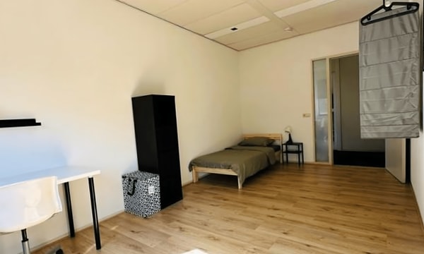 Kamer | 18m² | Laan van Westenenk | €595,-