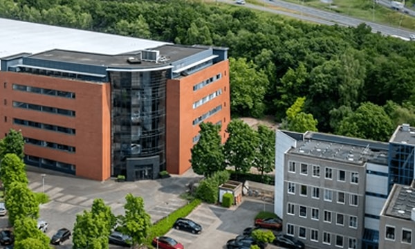 Kantoor | m² | €8888,-