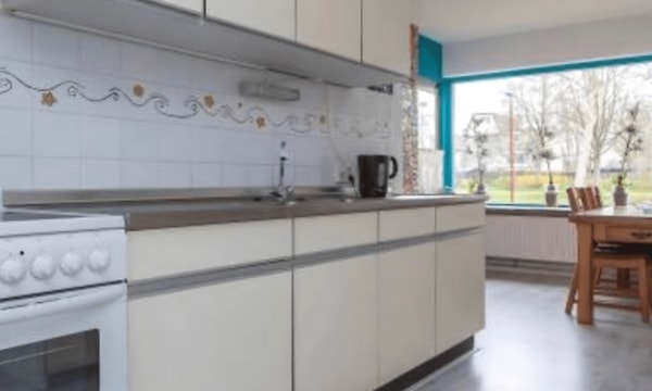 Kamer | 18m² | Buitenstede | €595,-