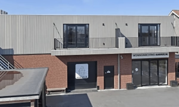 Huis | 2050m² | €2050,-