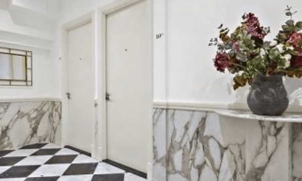 Kamer | 95m² | €2350,-