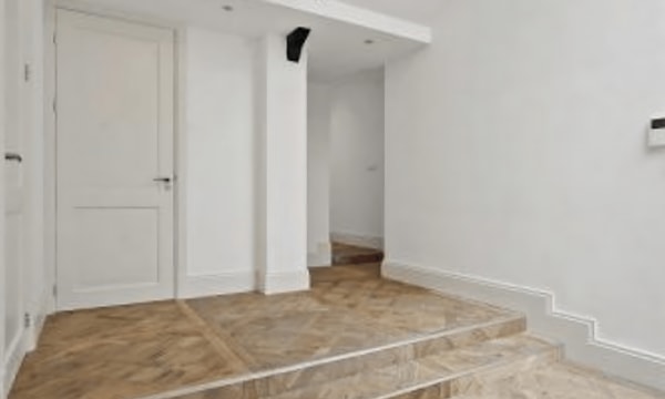 Kamer | 95m² | €2350,-