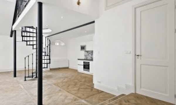 Kamer | 95m² | €2350,-