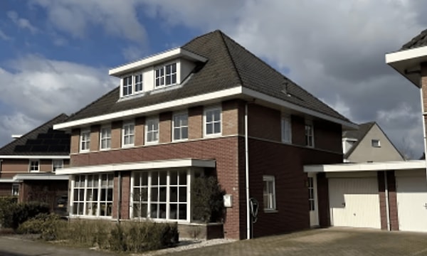 Huis | 2750m² | €2750,-