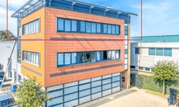 Opslagruimte | 140m² | €299,-