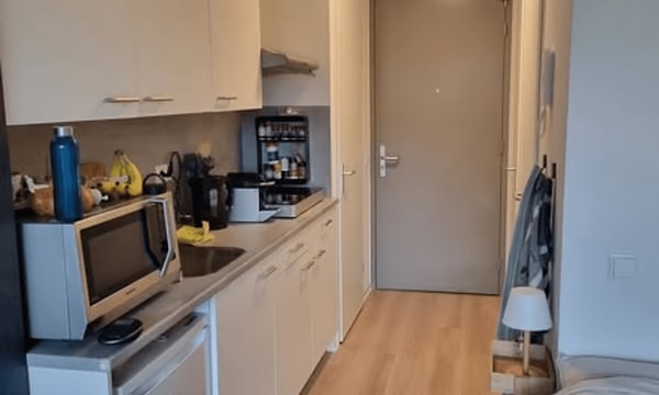 Kamer | 22m² | €498,-