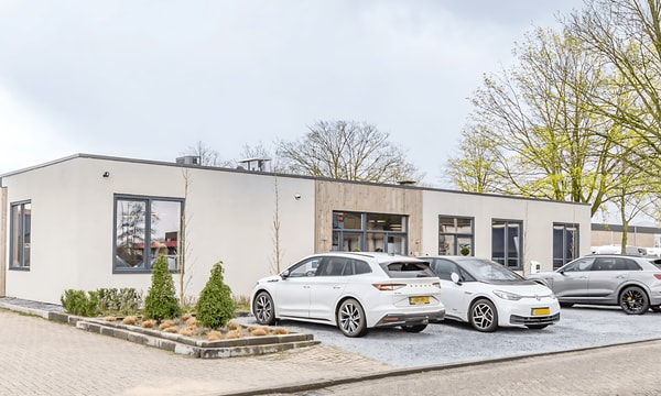 Huis | m² | €1151,-