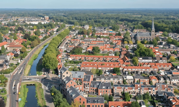 Huis | m² | €1250,-