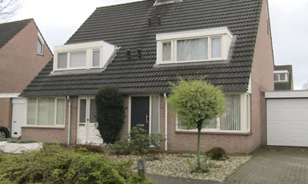 Studio | 125m² | €1895,-