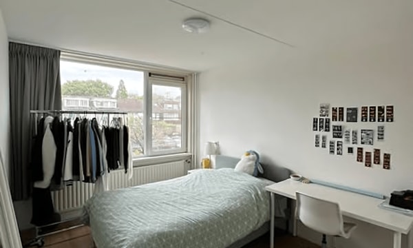 Kamer | m² | €695,-