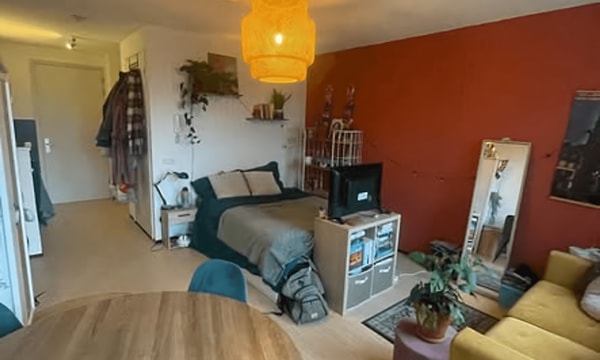 Kamer | 28m² | €400,-