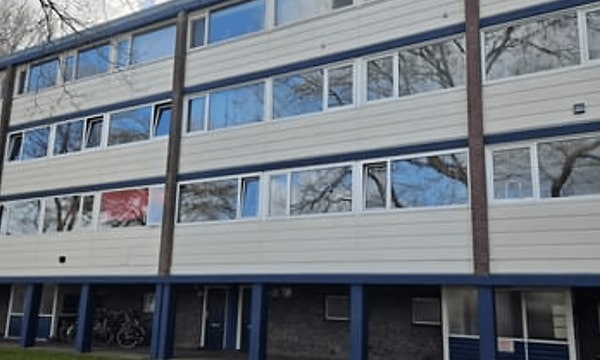 Huis | 80m² | €720,-
