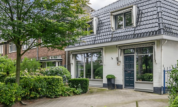 Huis | 190m² | €2150,-