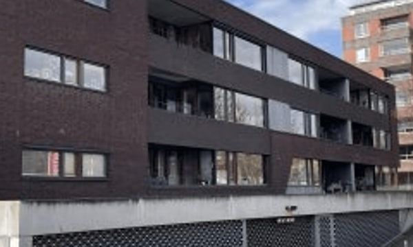 Kamer | 86m² | €1290,-
