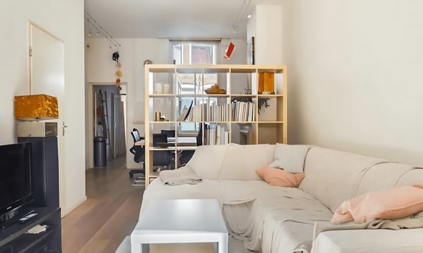 Kamer | m² | €2200,-