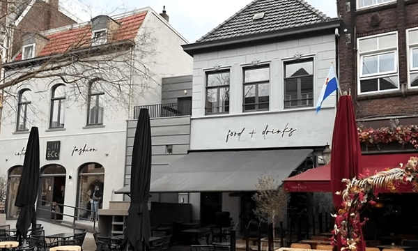 Huis | m² | €1475,-