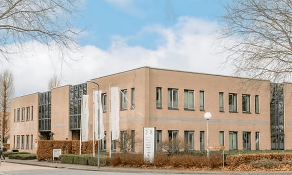 Kantoor | 280m² | €4000,-