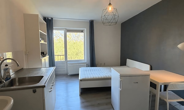 Kamer | 17m² | €654,-