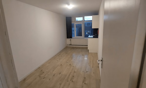 Kamer | 14m² | €550,-