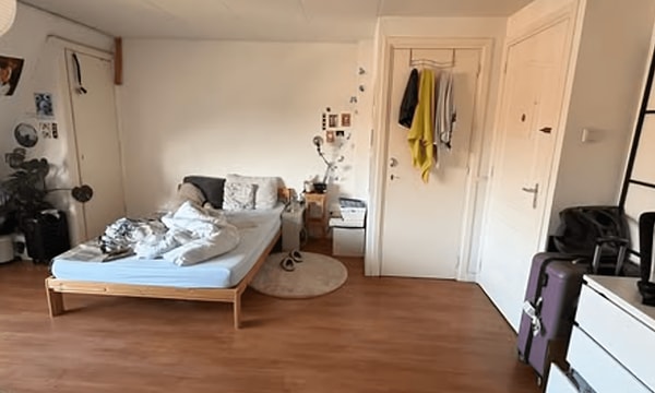 Huis | m² | €2027,-