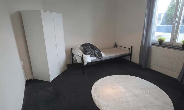 Kamer | 15m² | €550,-