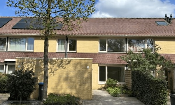Kamer | 110m² | €1228,-