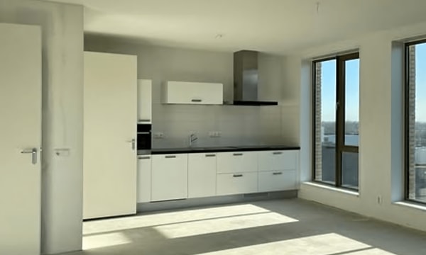 Huis | m² | €1042,-